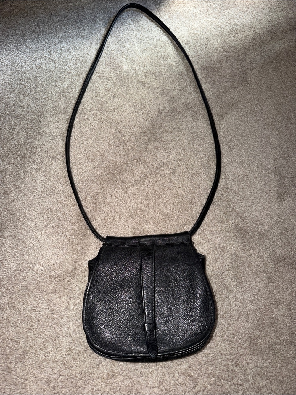 Vintage Leather black Liz Claiborne Leather Co. Crossbody bag